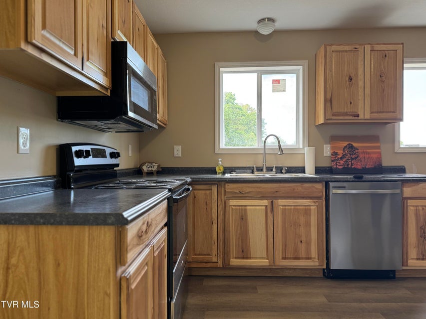 Photo #11: 640 Pates Hill Road