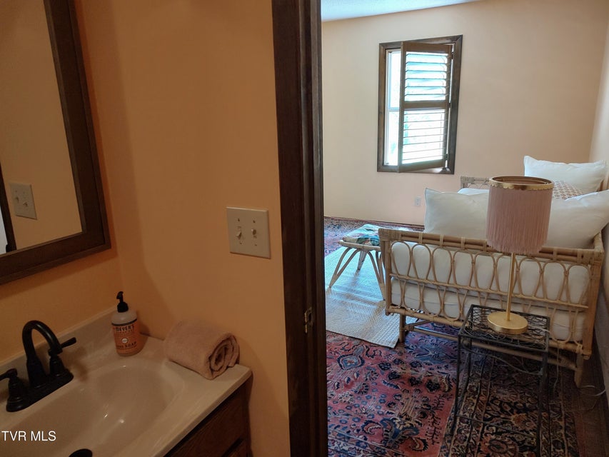 Photo #32: 3742 Beech Grove Road