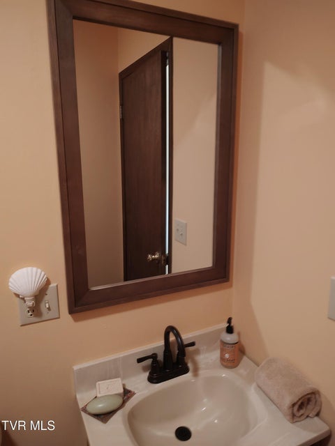 Photo #29: 3742 Beech Grove Road