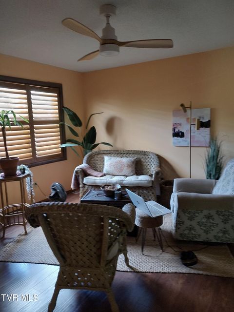 Photo #24: 3742 Beech Grove Road