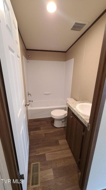 Photo #8: 760 Wisecarver Road