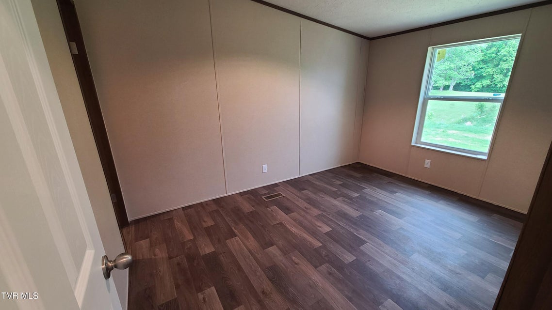 Photo #9: 760 Wisecarver Road