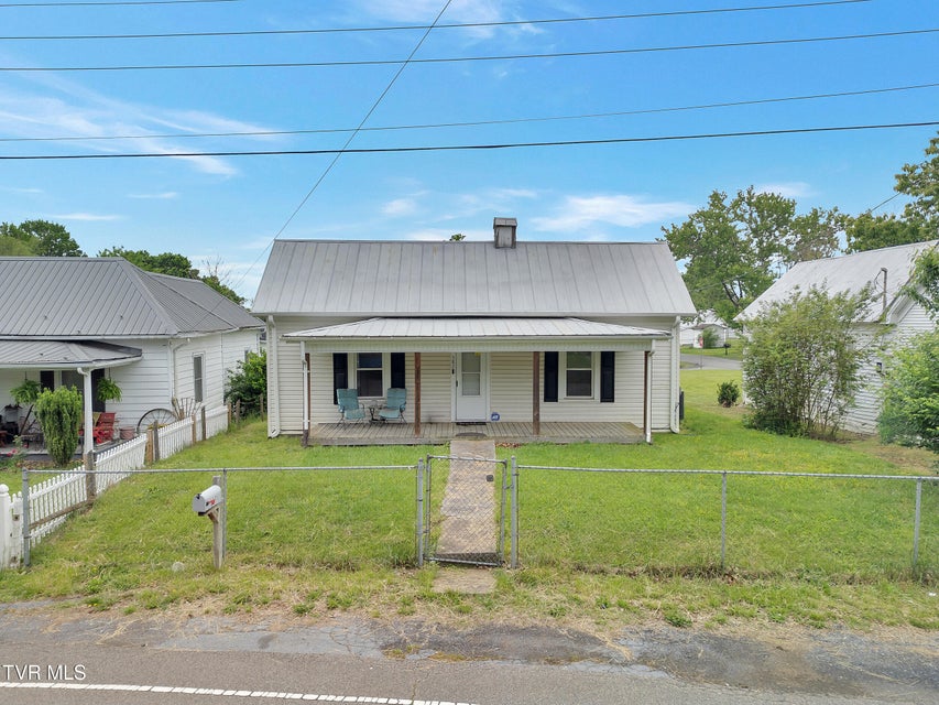 Photo #2: 382 Texas Avenue