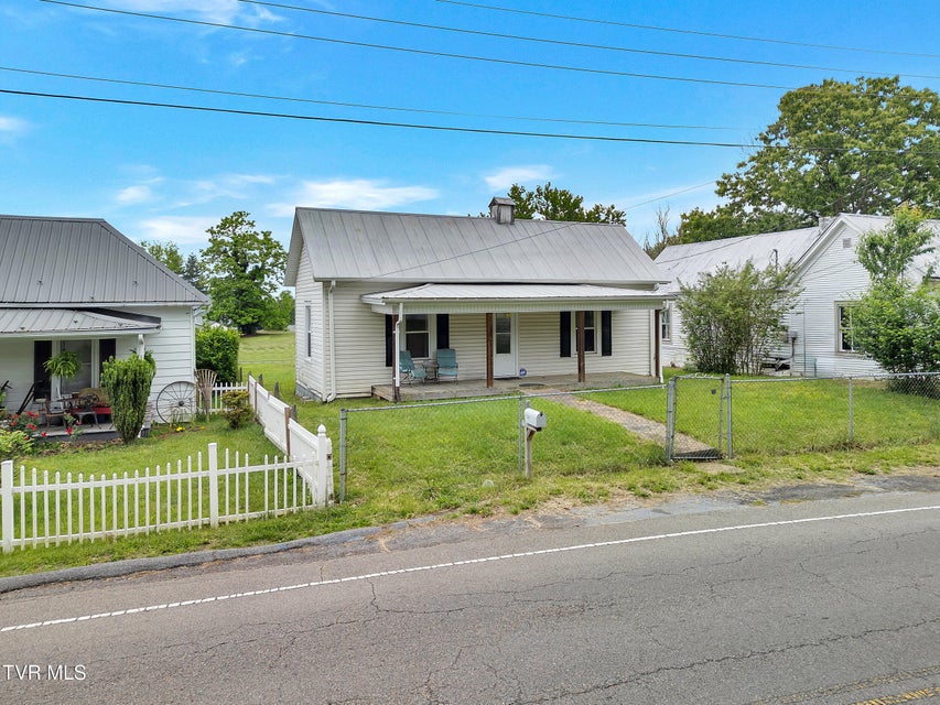 Photo #2: 382 Texas Avenue