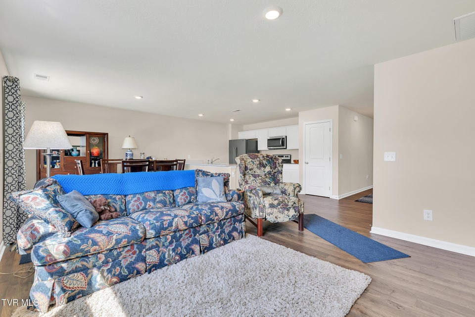 Photo #12: 1245 Cherry Grove