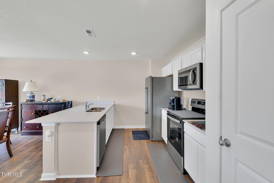 Photo #8: 1245 Cherry Grove