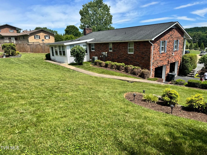 Photo #4: 125 Amhurst Lane