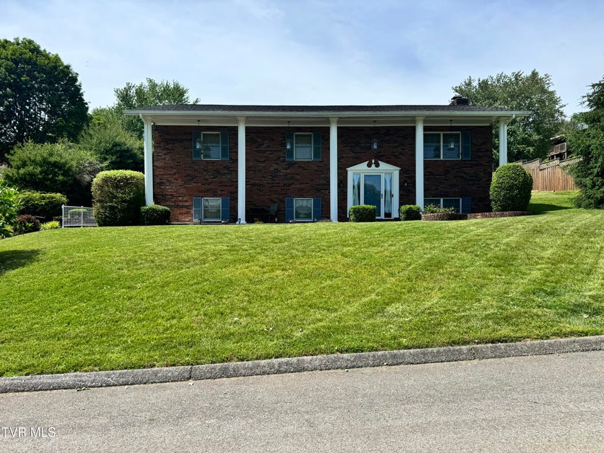 Photo #2: 125 Amhurst Lane