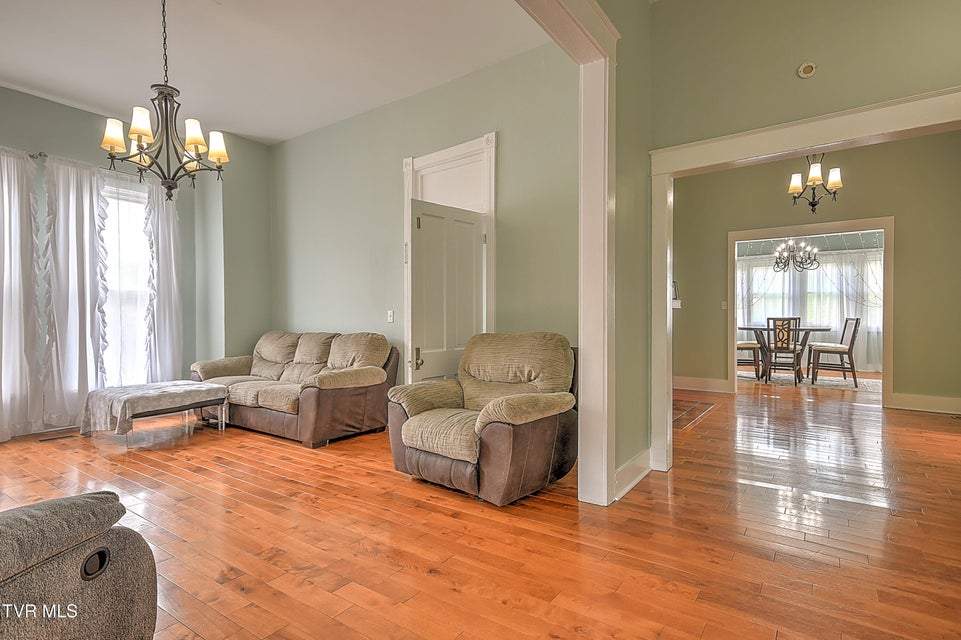 Photo #11: 316 Jackson Street