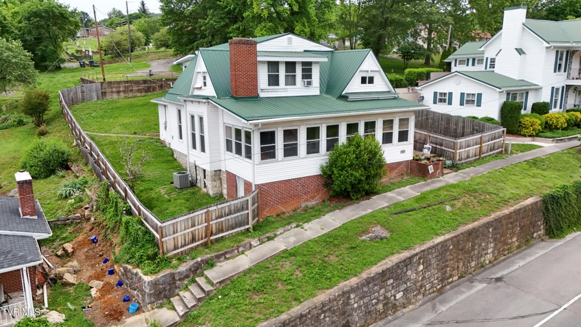 Photo #68: 316 Jackson Street