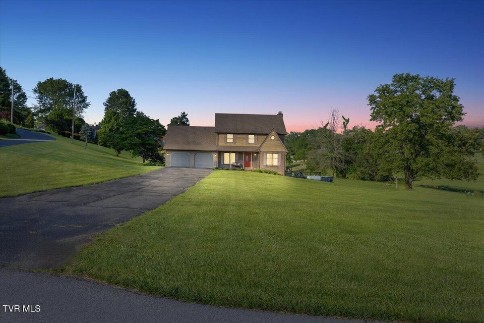 Photo #2: 124 Highland Hills Drive