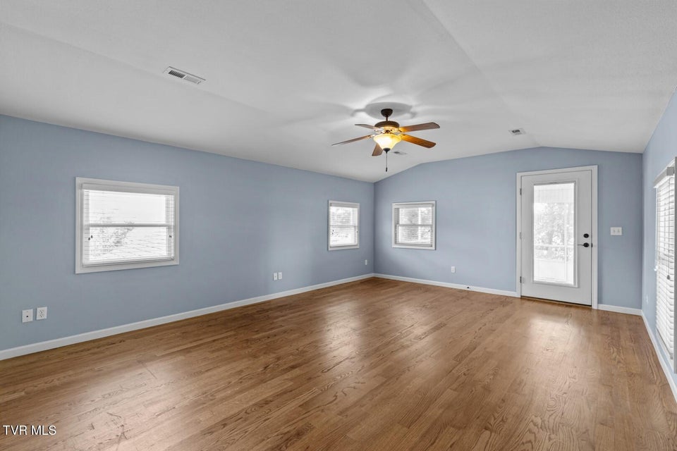Photo #28: 1121 Settlers Ln