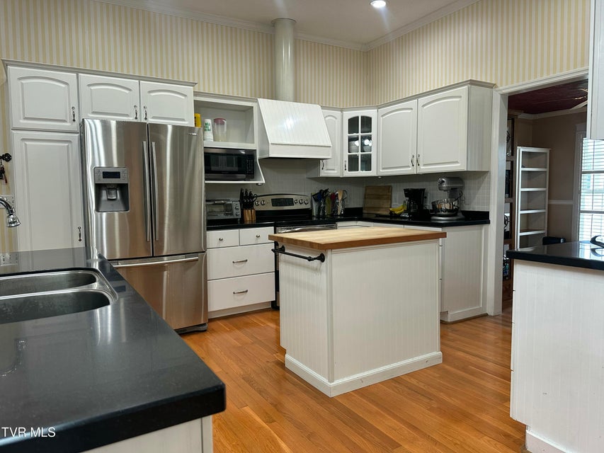 Photo #12: 390 Springdale Drive