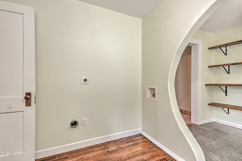 Photo #18: 1401 Burgie Street