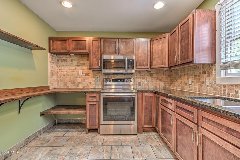 Photo #25: 1401 Burgie Street