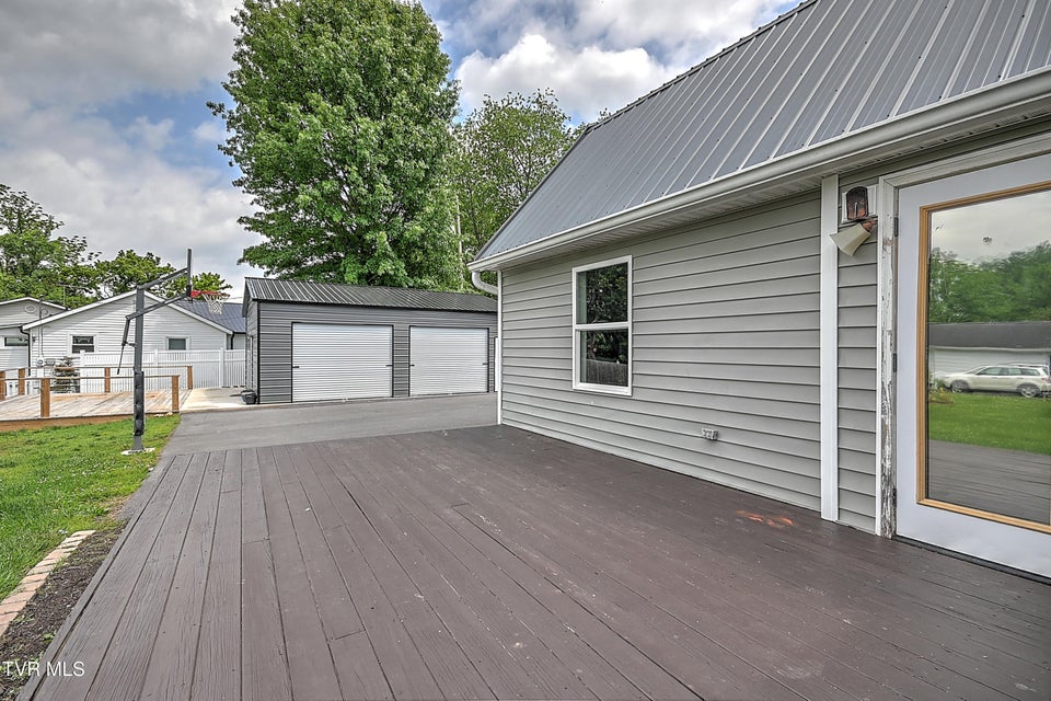 Photo #43: 1401 Burgie Street