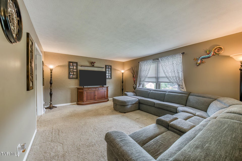 Photo #7: 115 Dover Lane