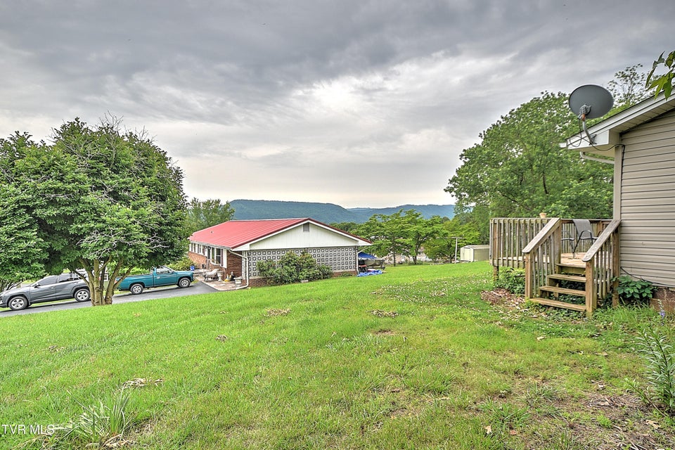Photo #8: 464 Devault Street