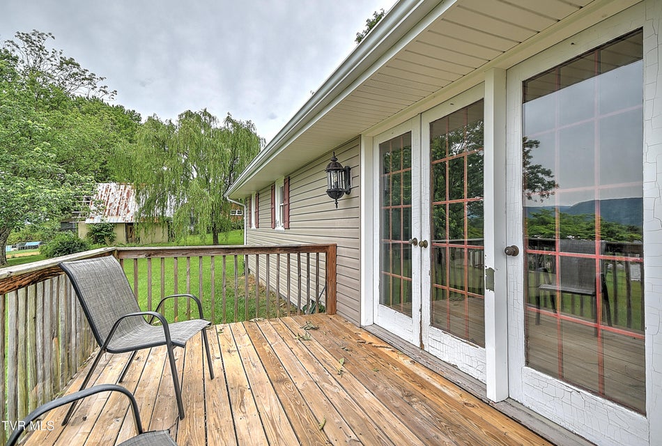 Photo #53: 464 Devault Street