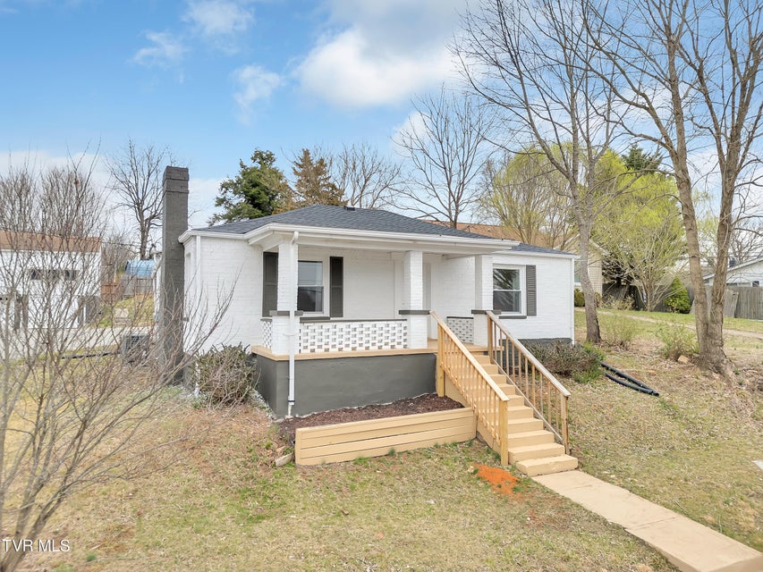 Photo #4: 1241 Virginia Avenue