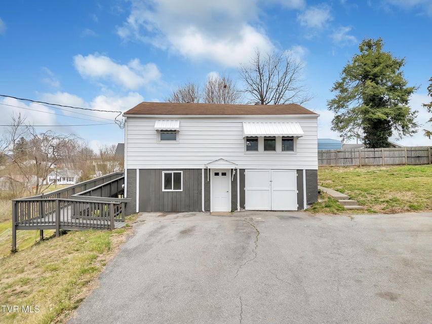 Photo #28: 1241 Virginia Avenue