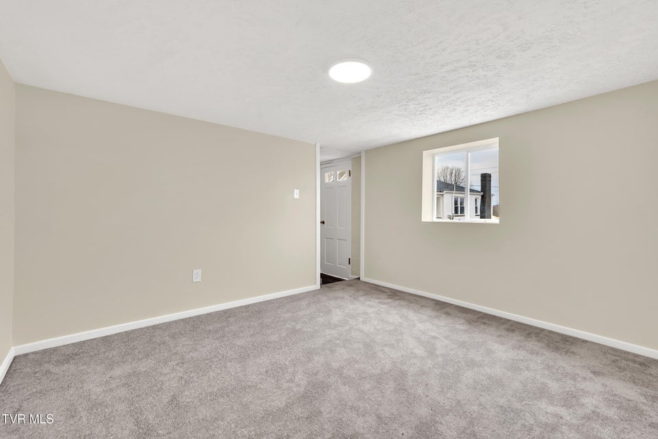 Photo #47: 1241 Virginia Avenue