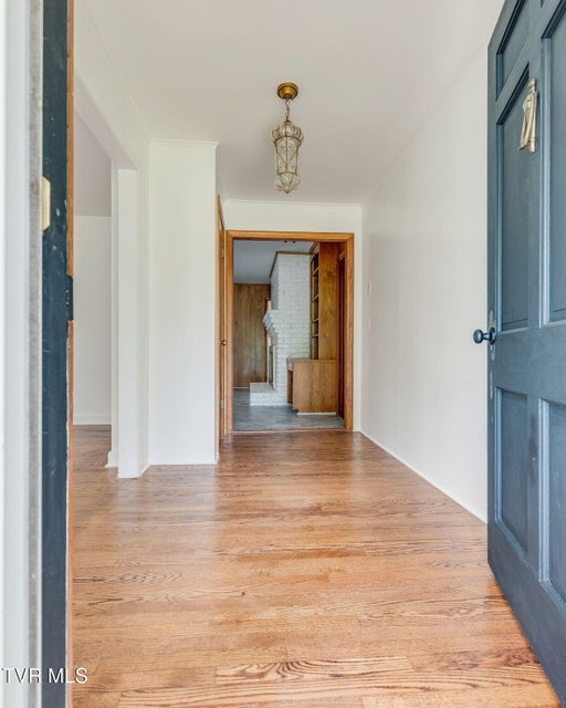 Photo #6: 524 Robindale Lane