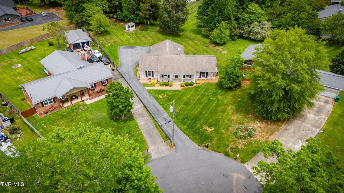 Photo #29: 524 Robindale Lane