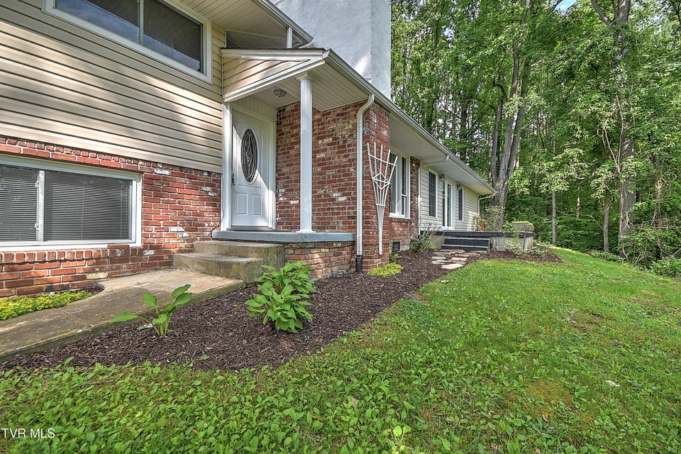 Photo #2: 121 Hermitage Drive