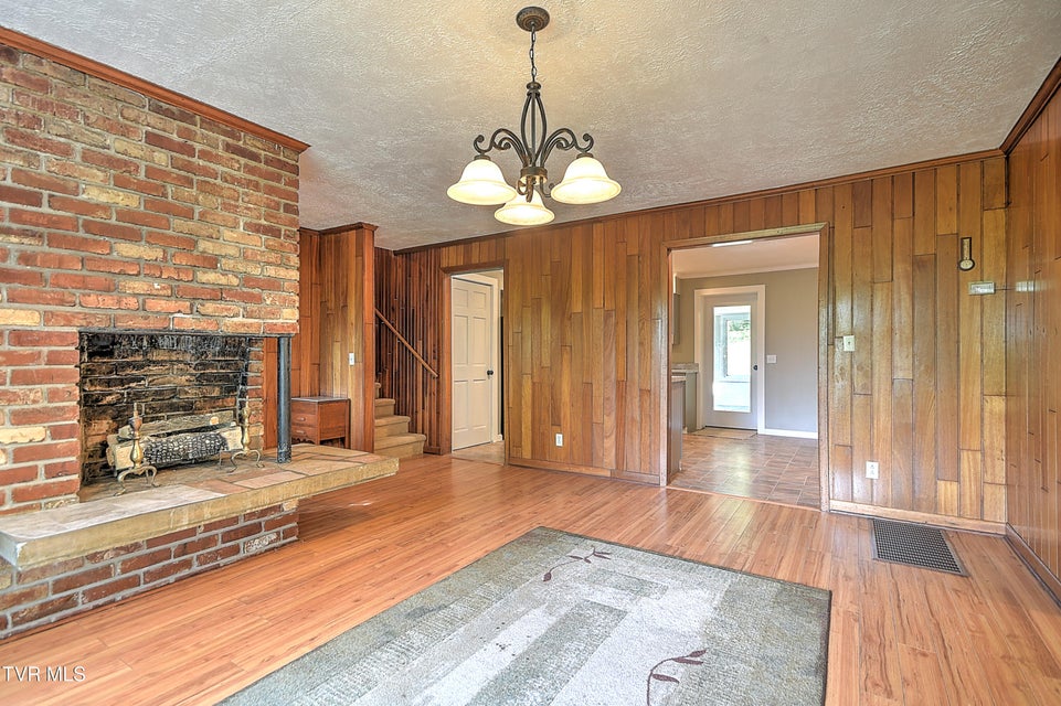 Photo #13: 121 Hermitage Drive
