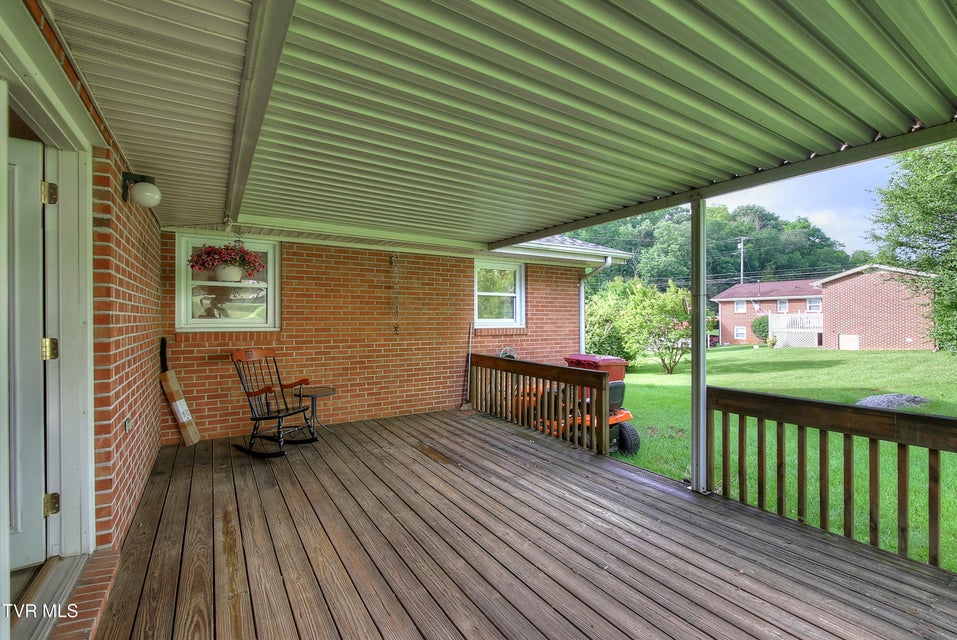 Photo #18: 320 Swanee Drive