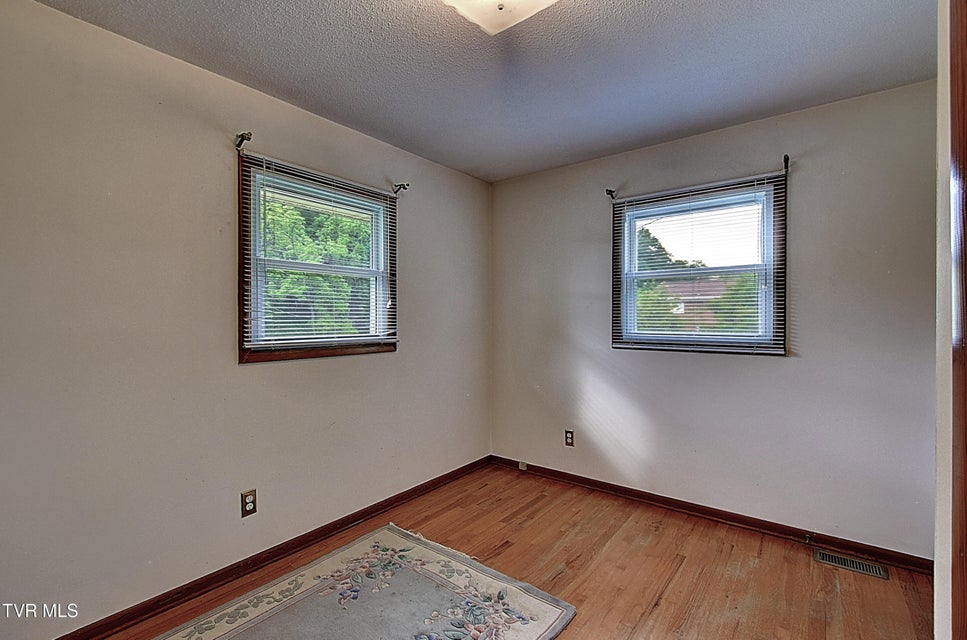 Photo #25: 320 Swanee Drive