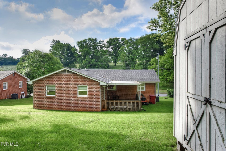 Photo #32: 320 Swanee Drive