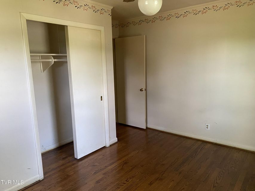 Photo #16: 302 Hermitage Drive