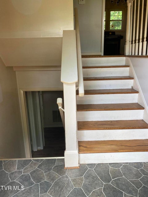 Photo #4: 302 Hermitage Drive