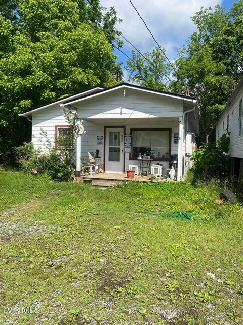 Photo #8: 4228 Sullivan Gardens Drive