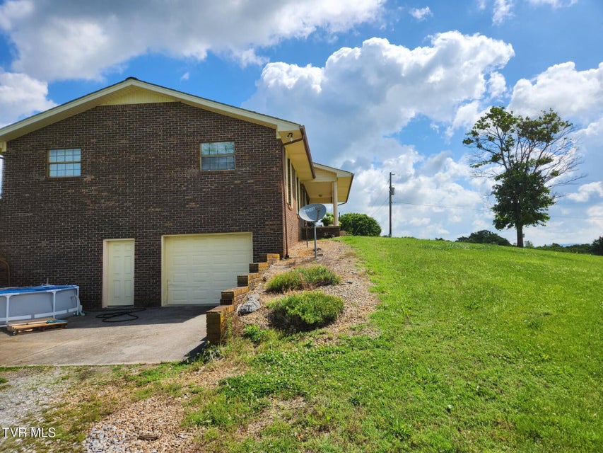 Photo #17: 7083 Saint Clair Rd Road