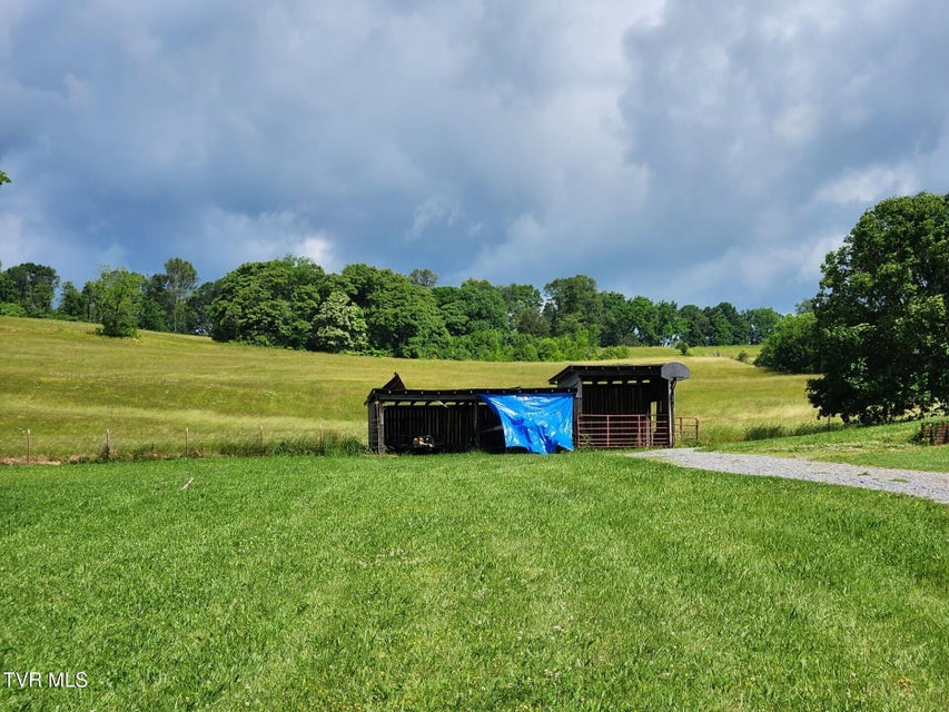 Photo #24: 7083 Saint Clair Rd Road