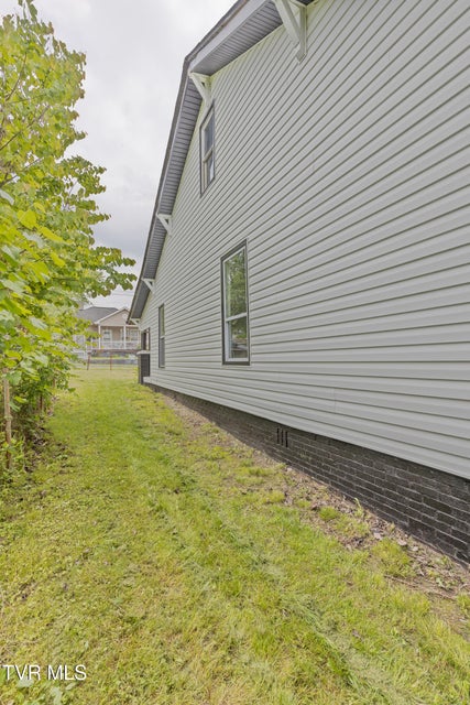 Photo #6: 329 Clinch Street