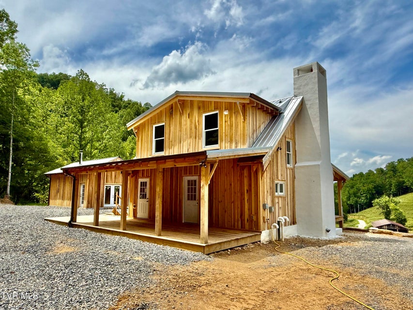 Photo #21: 538 Punkton Road