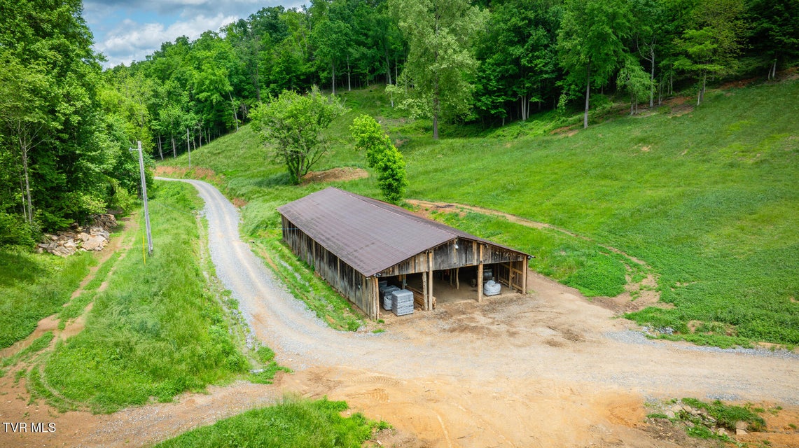 Photo #33: 538 Punkton Road