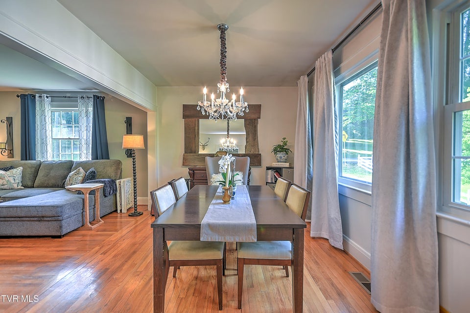 Photo #13: 216 Edgewood Road
