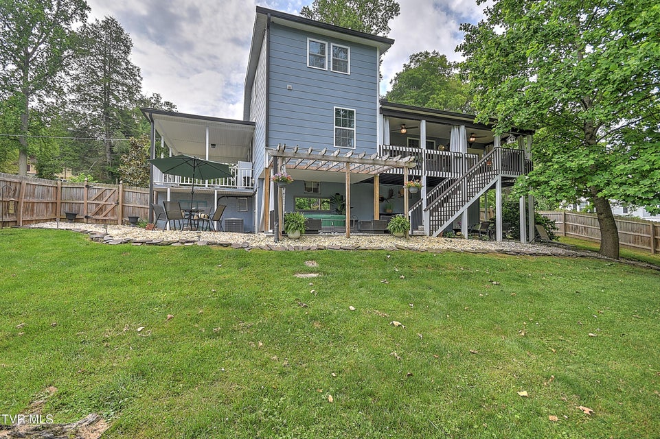 Photo #73: 216 Edgewood Road
