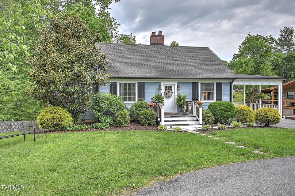 Photo #86: 216 Edgewood Road