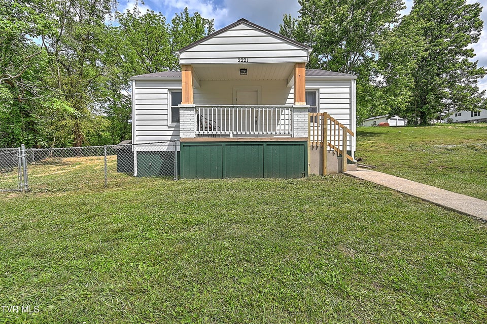 Photo #2: 2221 Elizabethton Highway