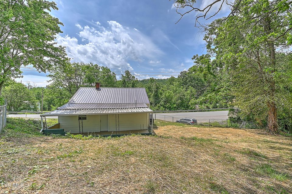 Photo #40: 2221 Elizabethton Highway