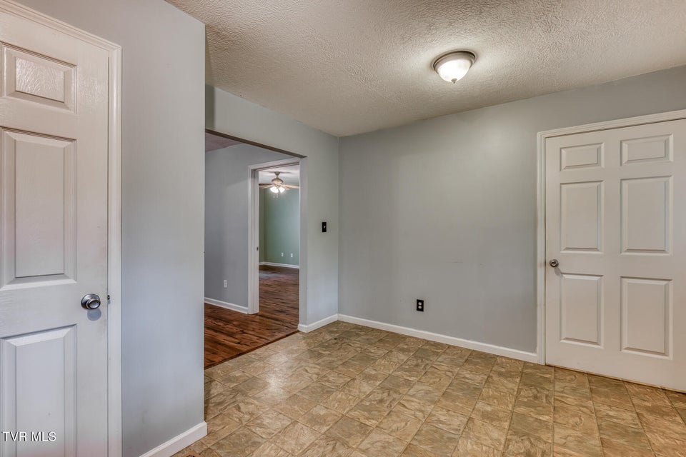 Photo #11: 4320 Comet Lane