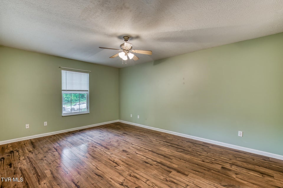 Photo #15: 4320 Comet Lane