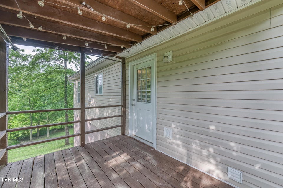 Photo #28: 4320 Comet Lane