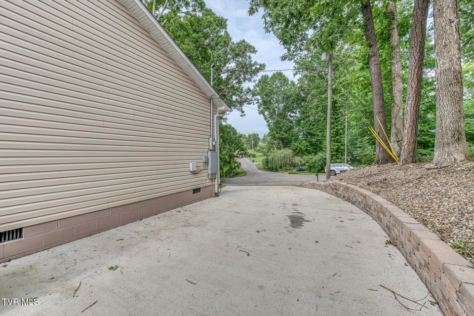 Photo #29: 4320 Comet Lane